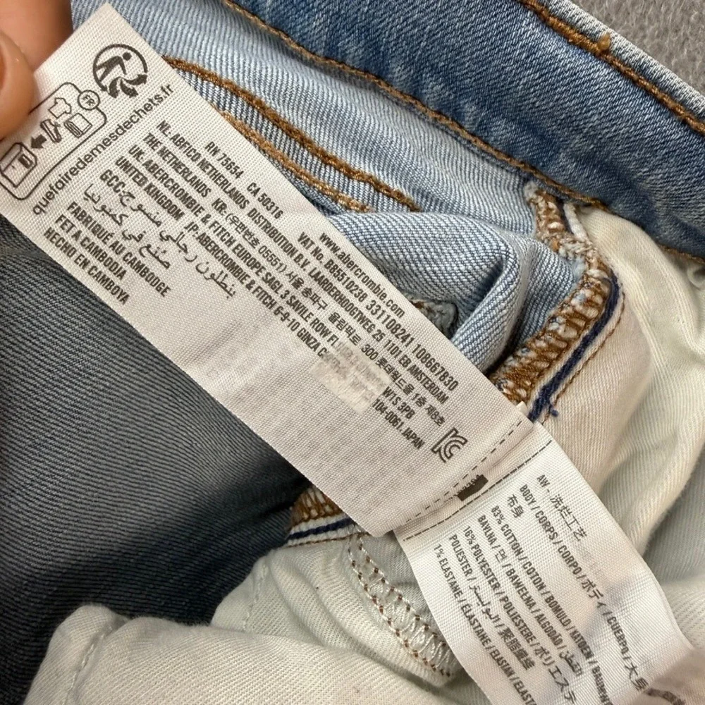 Hollister Athletic Slim Straight Jeans Mens 32x34 (FIT 32x32) Light Wash Denim